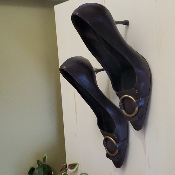 Yves Saint Laurent | Brown Fringed Leather Pumps Sz 37 1/2 - Picture 2 of 11